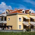 Lägenhet In Zadar With Terrace, Air Conditioning, Wifi, Washing Machine 4141-1 *