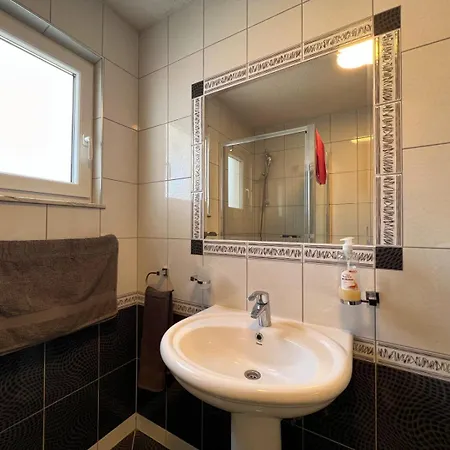 In Zadar With Terrace, Air Conditioning, Wifi, Washing Machine 4141-1