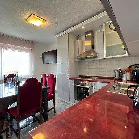 Appartement In Zadar With Terrace, Air Conditioning, Wifi, Washing Machine 4141-1 *