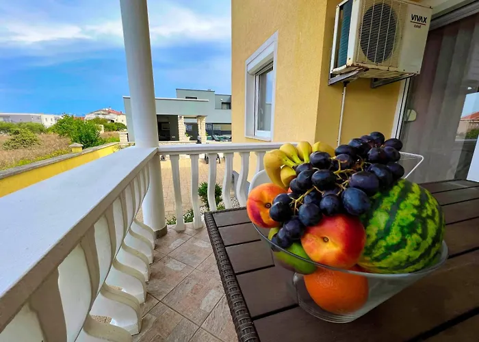 Lejlighed In Zadar With Terrace, Air Conditioning, Wifi, Washing Machine 4141-1